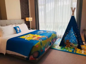 Two-living Family Room Whith Have AlpaceBate