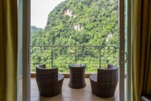 1Bedroom Lakeview Suite