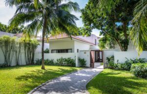 Three Bedroom Villa Lake View - Private Pool