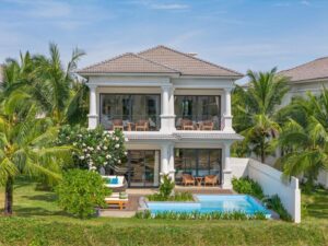 Four-Bedroom Villa with Garden View and Private Pool