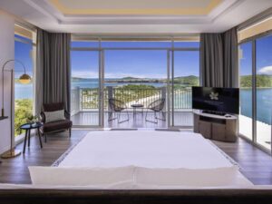 4 bedroom Ocean Villa with Private Pool