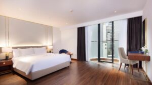 Superior Connecting Room