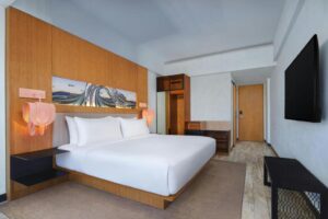 Aloft Room