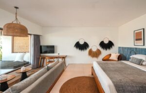 Honeymoon Suite