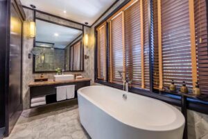 Bungalow with Garden View