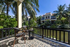 Bungalow with Lagoon View
