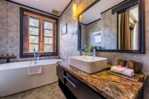 Bungalow with Lagoon View