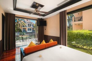 Bungalow with Lagoon View