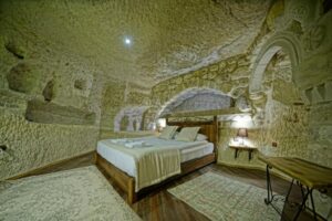Cave Suite