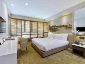 Corner Balcony Suite