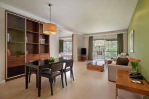 Deluxe One Bedroom Suite