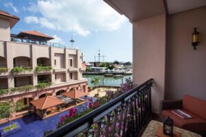  Deluxe Lago / River View Room