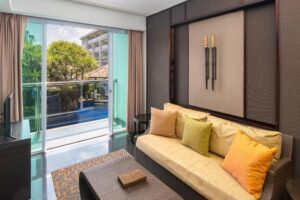 Deluxe Pool View Suite