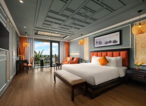 Deluxe River view with balcony