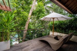 Deluxe Suite with Private Hot Tub