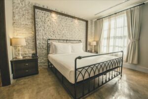 Deluxe Thames Garden