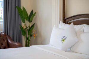 Elegant Suite City View