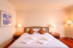 Executive River View