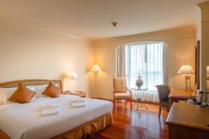 Executive River View