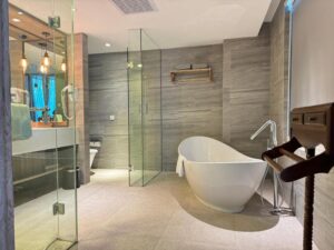 Executive Suite with Garden View