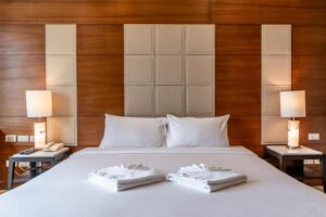 Executive 1-Bedroom Jacuzzi Suite