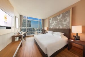 Executive Superior Sky with Lounge access