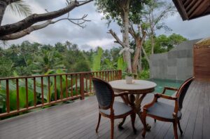 Family Pool Villa