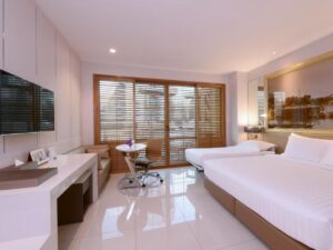 Family Studio (3 Pax)