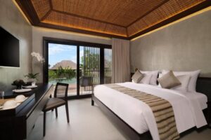 Garcia Suite Pool Access