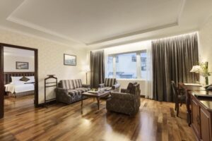 Governor Suite 