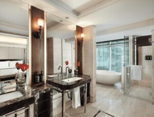 Grand Deluxe