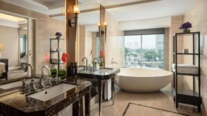 Grand Deluxe Bundaran HI View