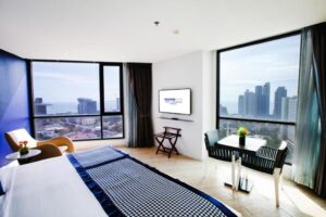 Grand Deluxe Corner Sea View