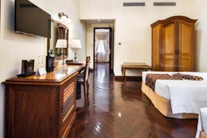 Grand Executive