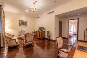 Grand Executive