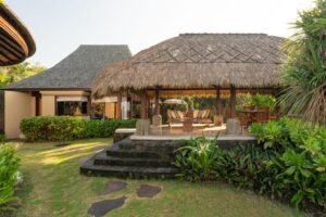 Deluxe Two Bedrooms Villa with Ocean View and Pool