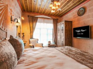 Hanzade Deluxe Stone Room 