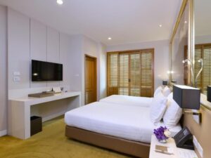 Junior Balcony Suite