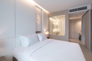 Junior 1-Bedroom Suite