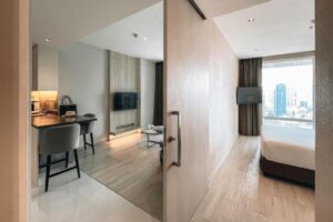 Junior 1-Bedroom Suite