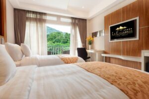 Junior Suite with Balcony