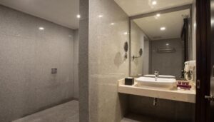 Junior Suite with Balcony