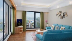 Junior Suite with Balcony