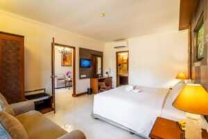 Junior Suite with Balcony