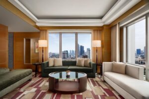 Junior Suite with Lounge Access