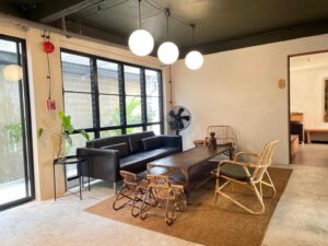 King Unit Sofa Balcony