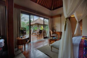 Luxury Pool Villa