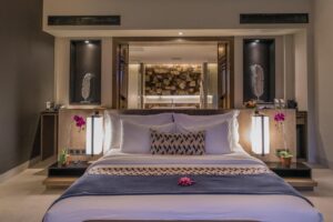 Ocean Front Suite with Infinity Pool