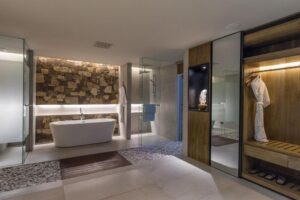 Ocean Front Suite with Infinity Pool