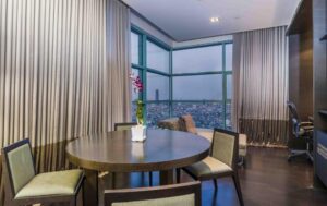 One-Bedroom Premier Suite